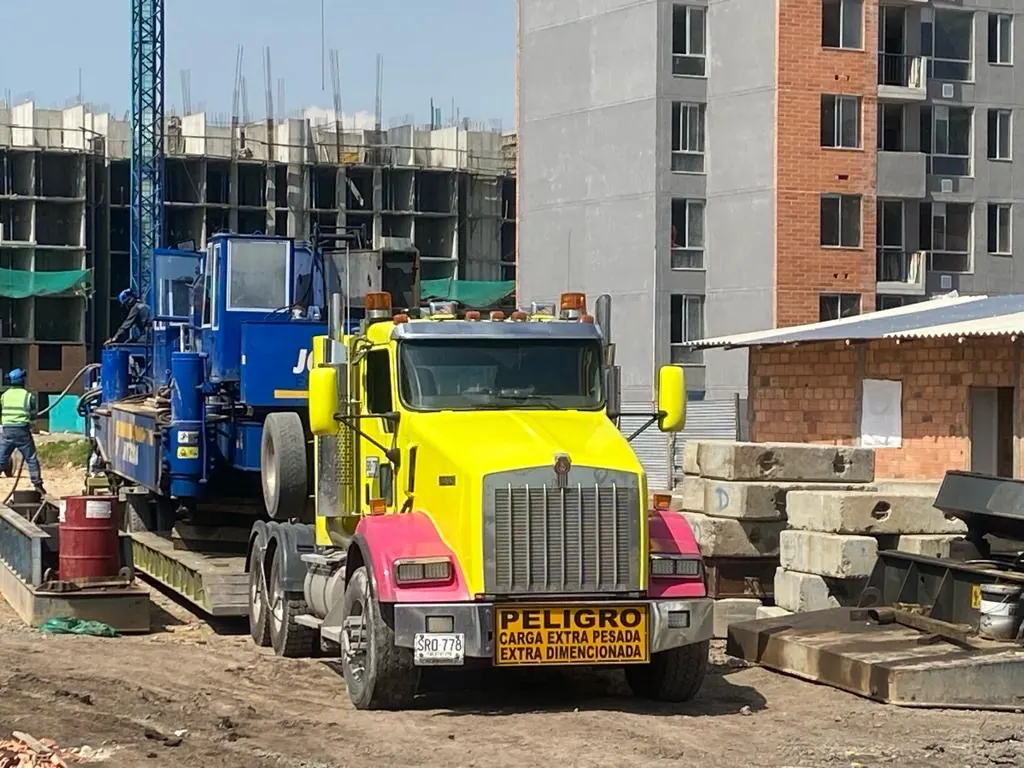 Transporte de Maquinaria para Infraestructura
