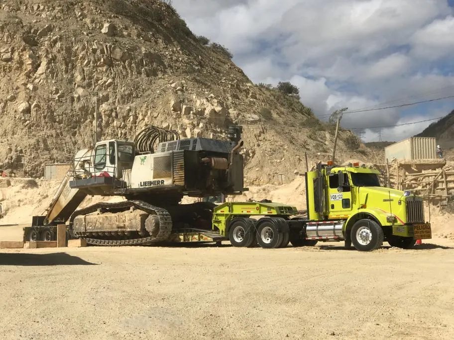 Transporte de Maquinaria Pesada para Minería